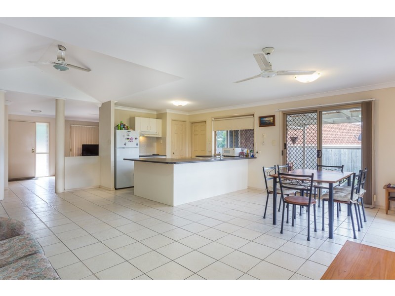16 Jabiru Place, Bellbowrie QLD 4070