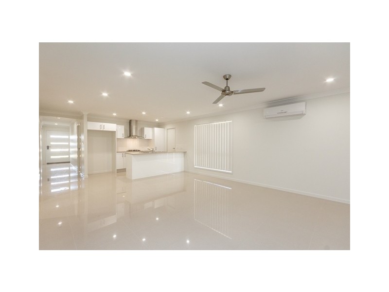 4 Don Street, Deebing Heights QLD 4306