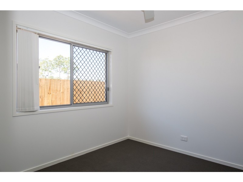33 BARAKULA STREET, South Ripley QLD 4306