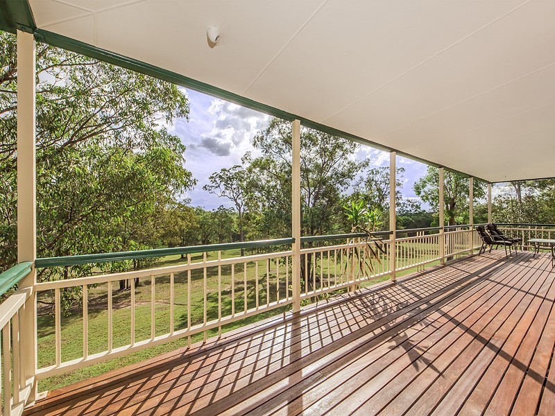 126 JAMES ROAD, Pine Mountain QLD 4306