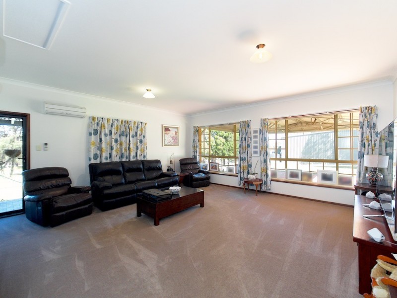 22-28 IRONBARK ROAD, Ironbark QLD 4306