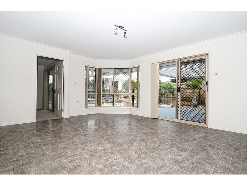 43 PEARSE DRIVE, Brassall QLD 4305