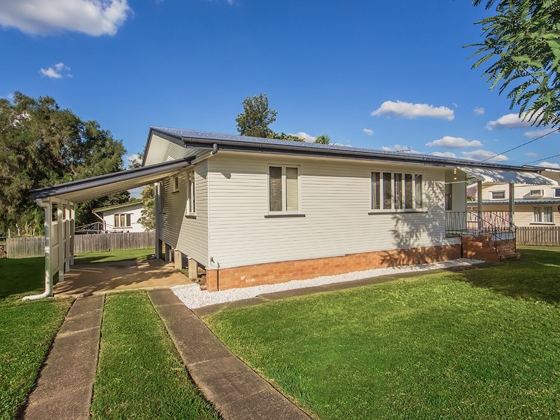 9 LESLIE STREET, East Ipswich QLD 4305