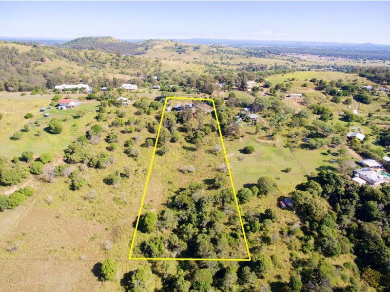109 Annette Road, Lowood QLD 4311