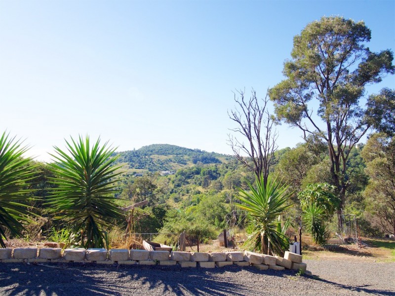 109 Annette Road, Lowood QLD 4311