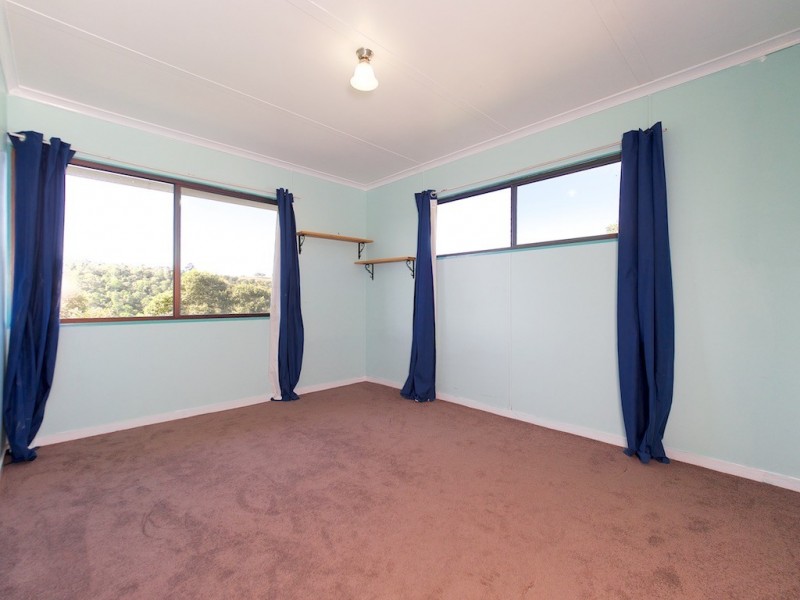 109 Annette Road, Lowood QLD 4311