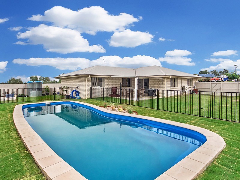 72 PAT SLATTERY PLACE, Lowood QLD 4311