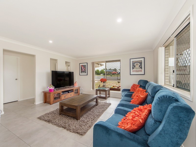 72 PAT SLATTERY PLACE, Lowood QLD 4311
