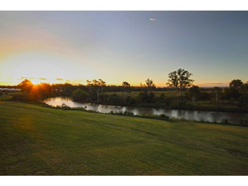 124/102 Moores Pocket Road, Moores Pocket QLD 4305