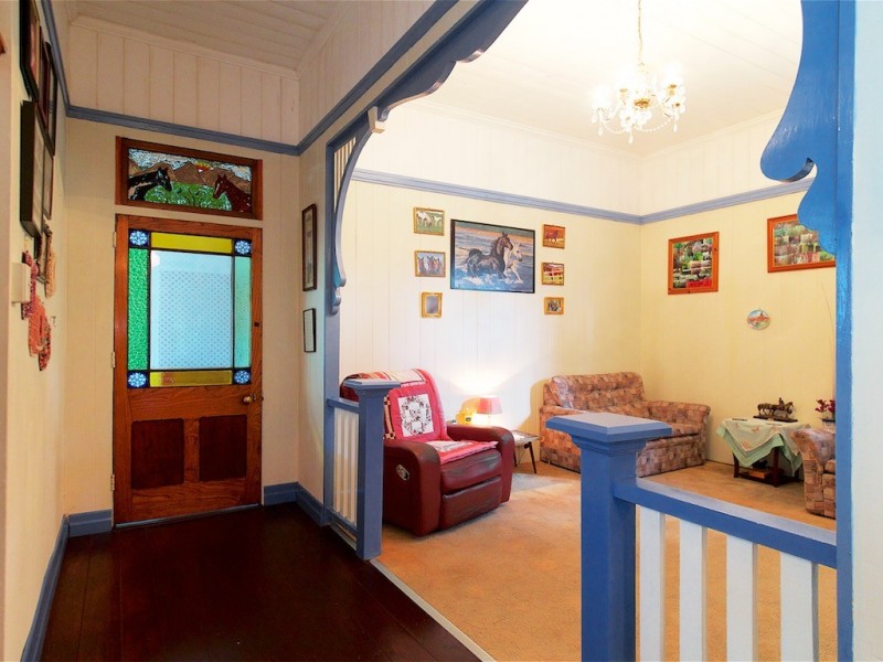 24 Haslingden Road, Lockyer Waters QLD 4311