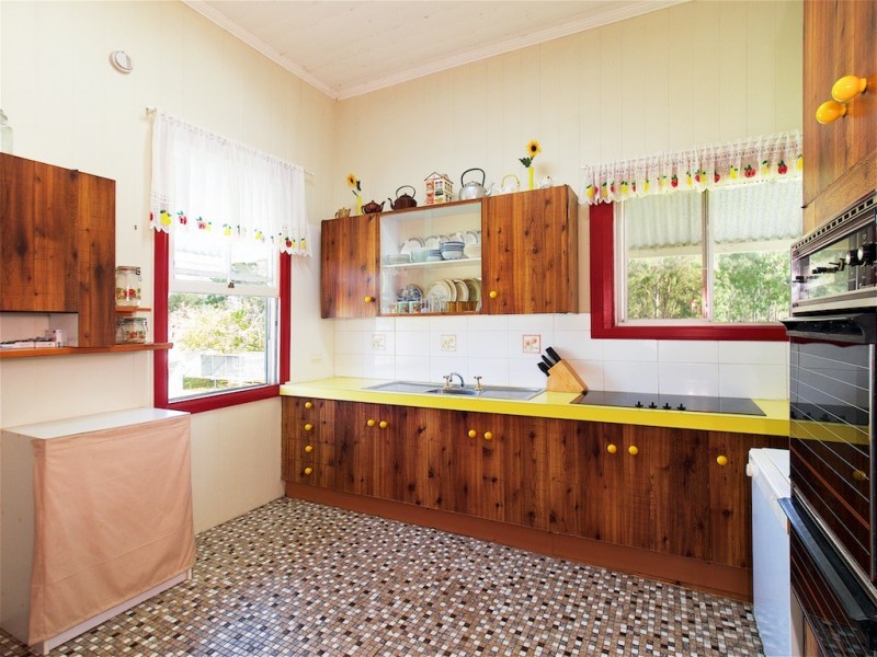 24 Haslingden Road, Lockyer Waters QLD 4311