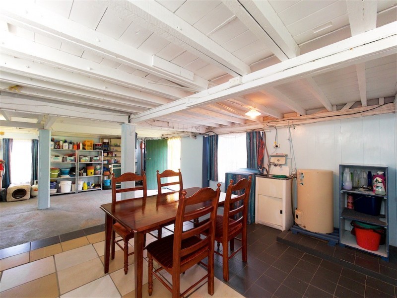 24 Haslingden Road, Lockyer Waters QLD 4311