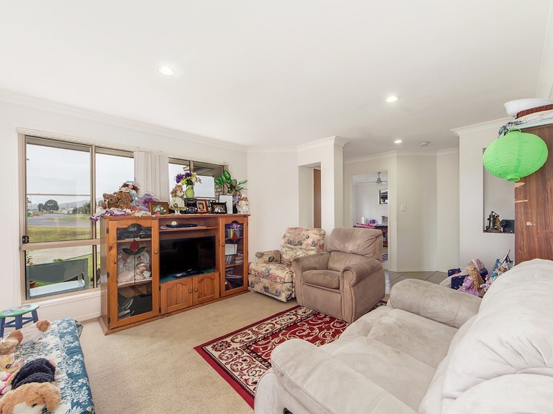 2 Bray St, Lowood QLD 4311