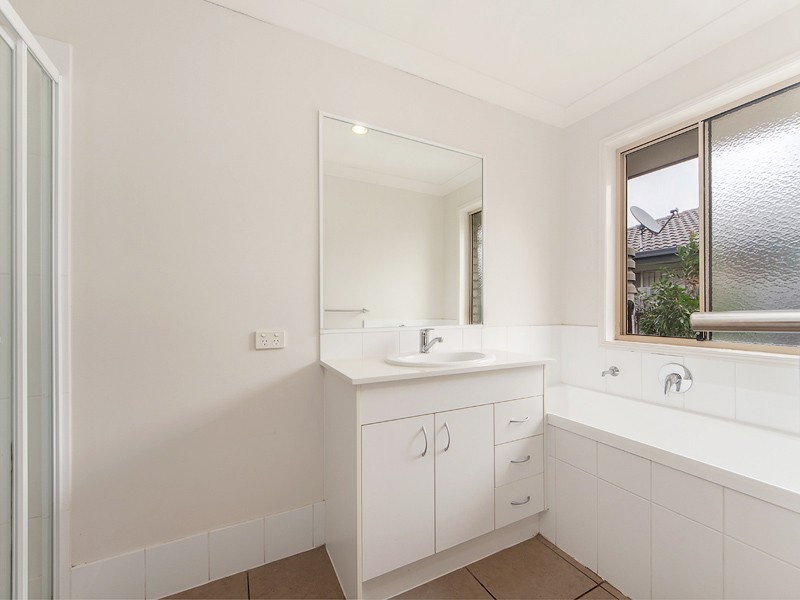 2 Bray St, Lowood QLD 4311