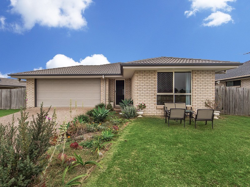 10 Sea Eagle Dr, Lowood QLD 4311