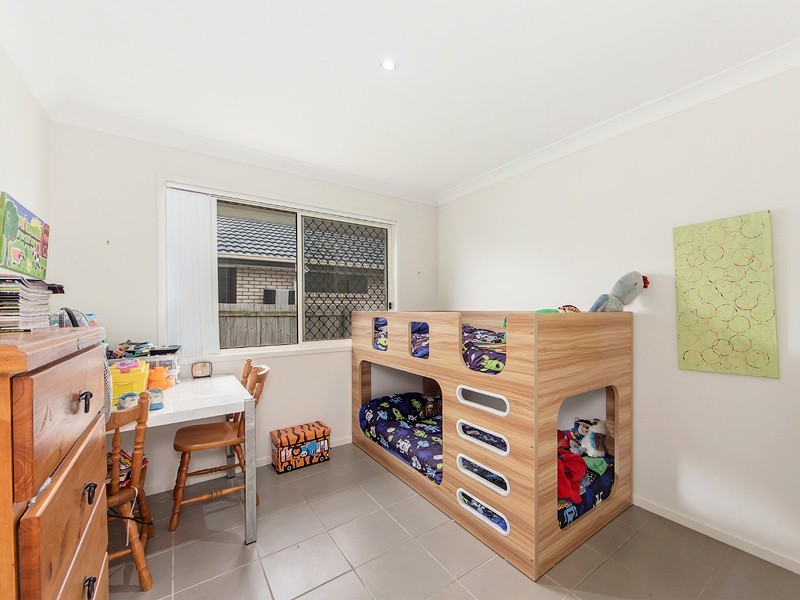 10 Sea Eagle Dr, Lowood QLD 4311