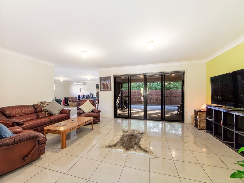 22 Corymbia Crescent, Anstead QLD 4070