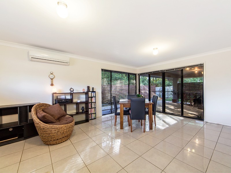 22 Corymbia Crescent, Anstead QLD 4070