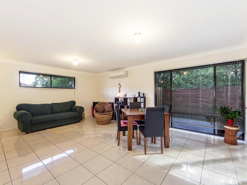 22 Corymbia Crescent, Anstead QLD 4070