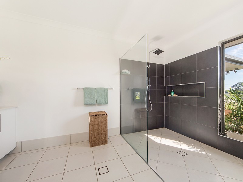 2 Freshwater Place, Karalee QLD 4306