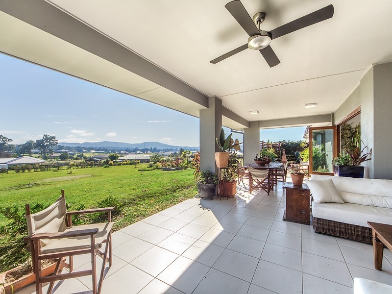 2 Freshwater Place, Karalee QLD 4306