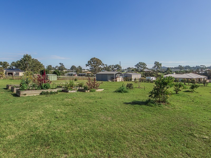 2 Freshwater Place, Karalee QLD 4306