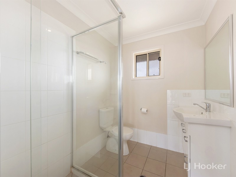 46 Peregrine Dr, Lowood QLD 4311