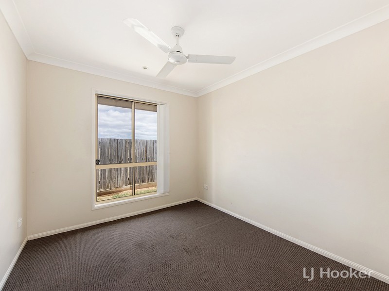 46 Peregrine Dr, Lowood QLD 4311