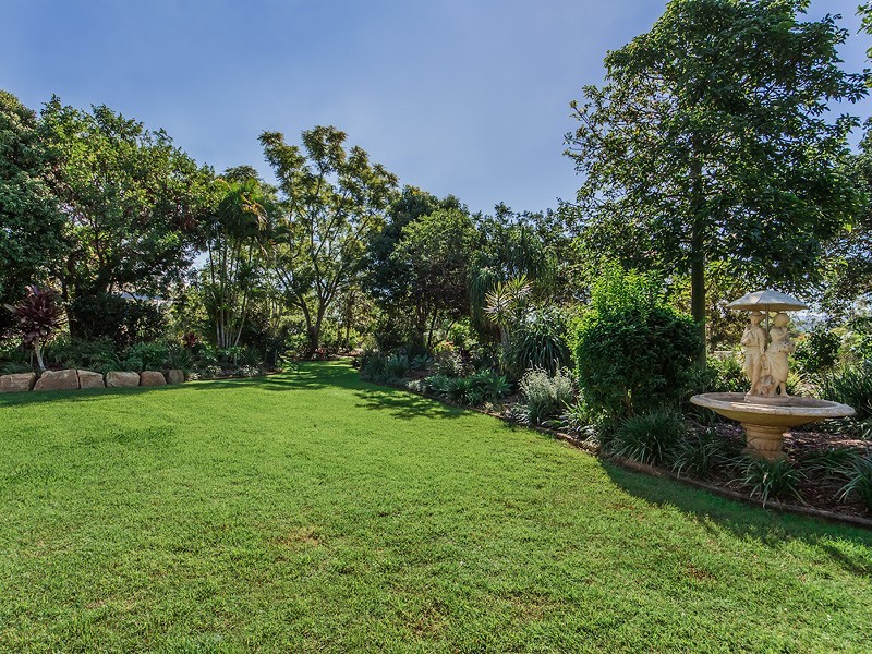 200 Lockyer View Road, Wivenhoe Pocket QLD 4306