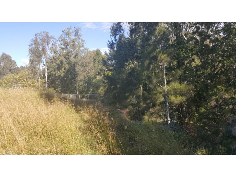 37 Darzee St, Brassall QLD 4305