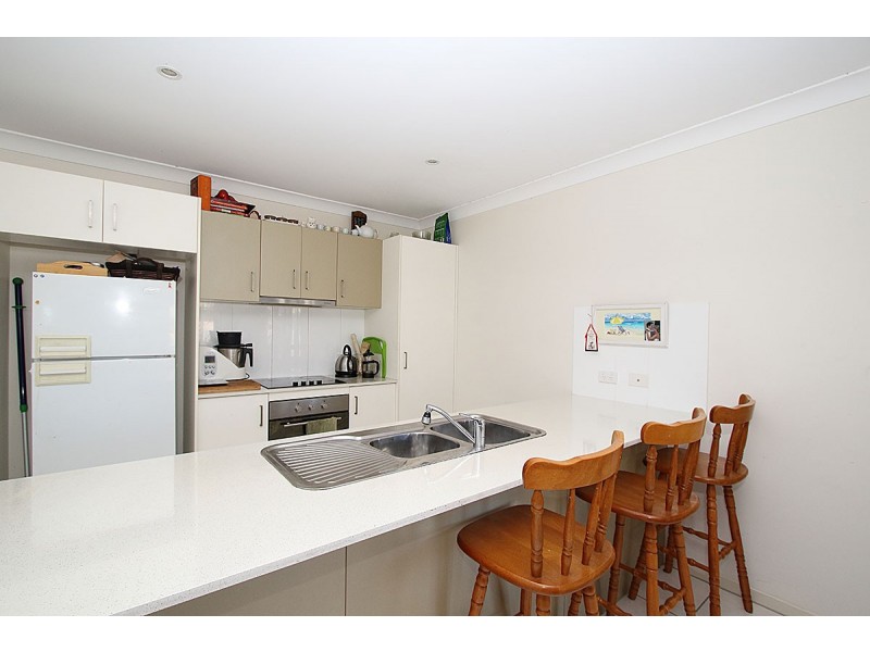 61 Vivian Hancock Dr, North Booval QLD 4304