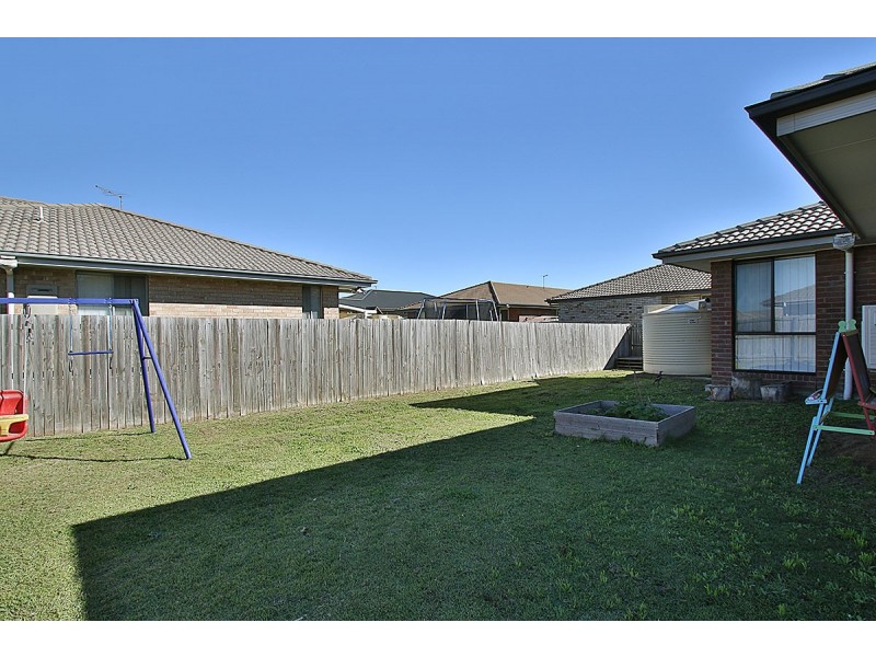 61 Vivian Hancock Dr, North Booval QLD 4304