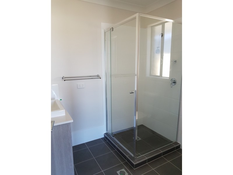 44 Eucalyptus Crescent, Ripley QLD 4306