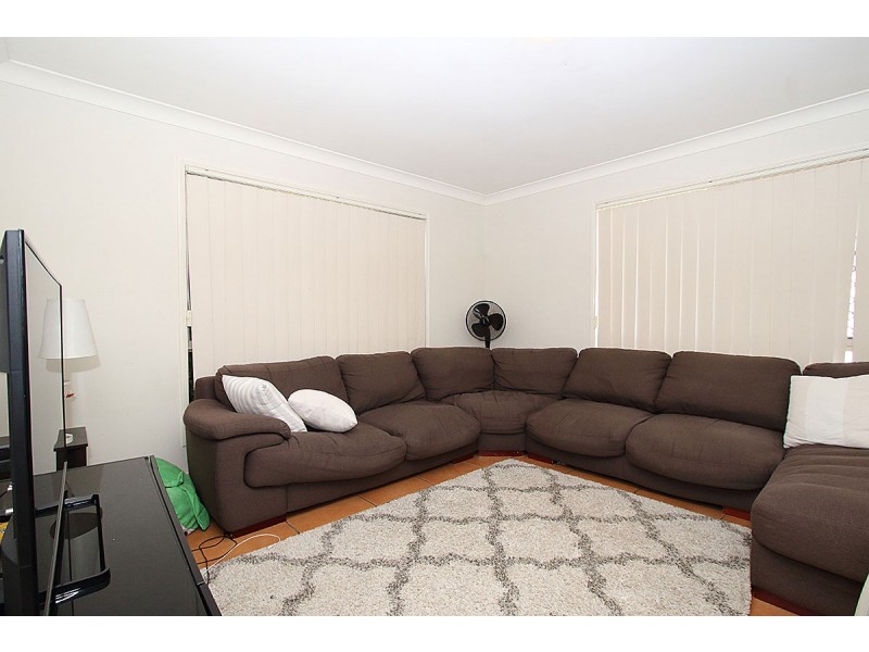 18 Angela Place, Yamanto QLD 4305