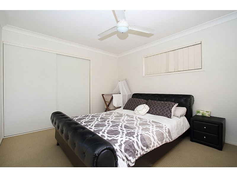 18 Angela Place, Yamanto QLD 4305