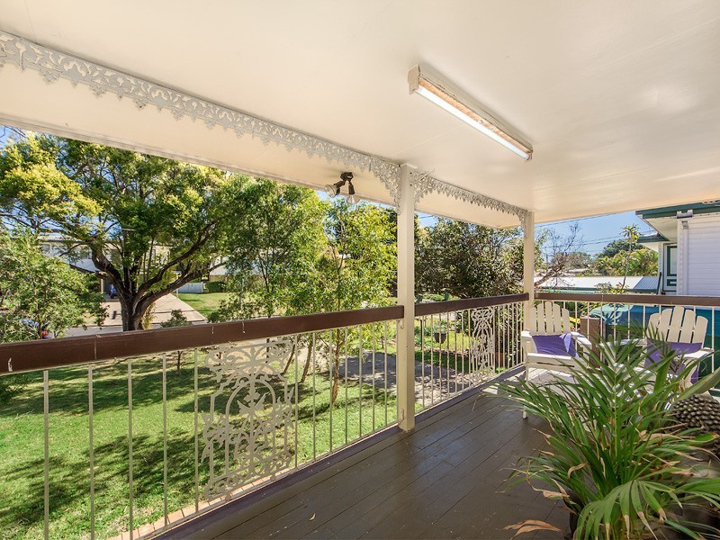 40 Rumsey Dr, Raceview QLD 4305