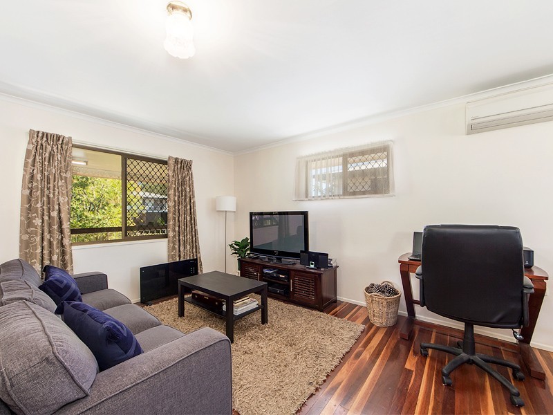 40 Rumsey Dr, Raceview QLD 4305