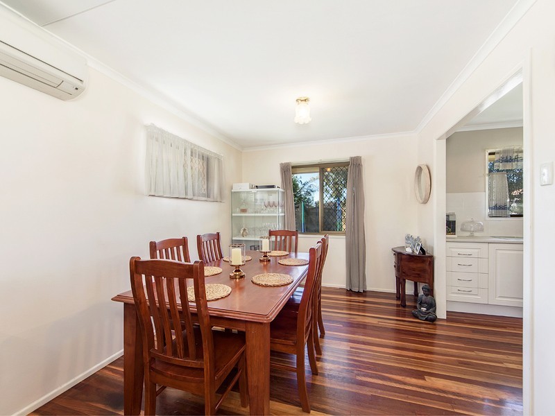 40 Rumsey Dr, Raceview QLD 4305