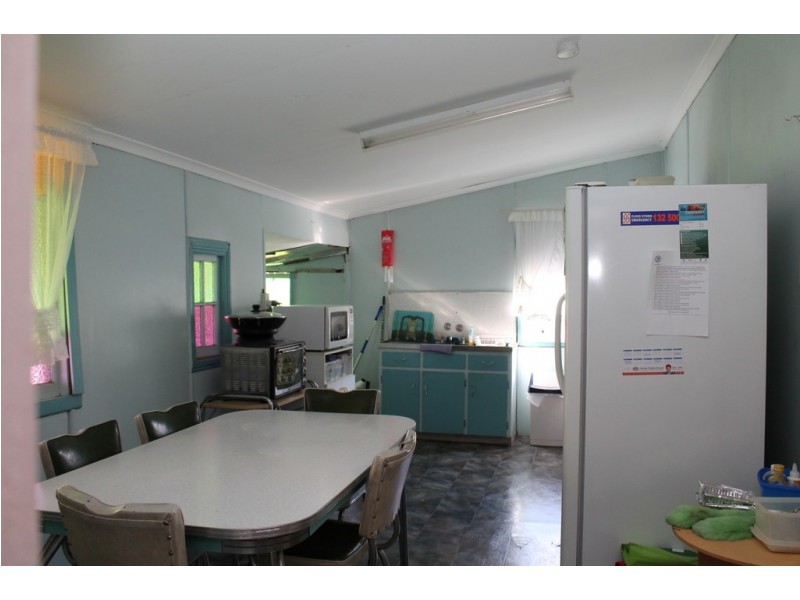 38 Albert St, Rosewood QLD 4340