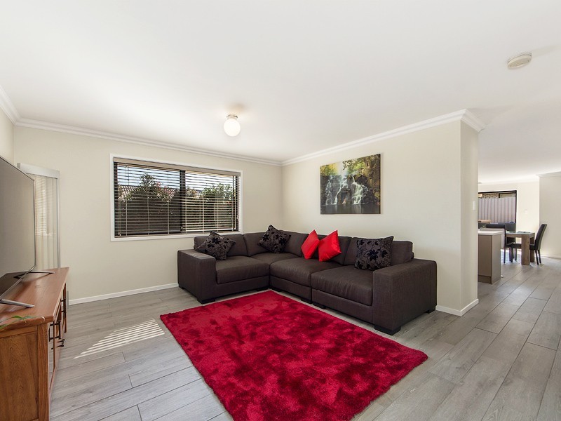 14 Bolingbroke Street, Fernvale QLD 4306