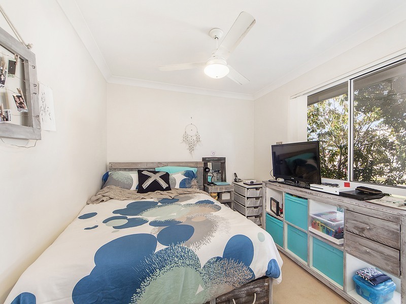 15 Amie Place, Raceview QLD 4305