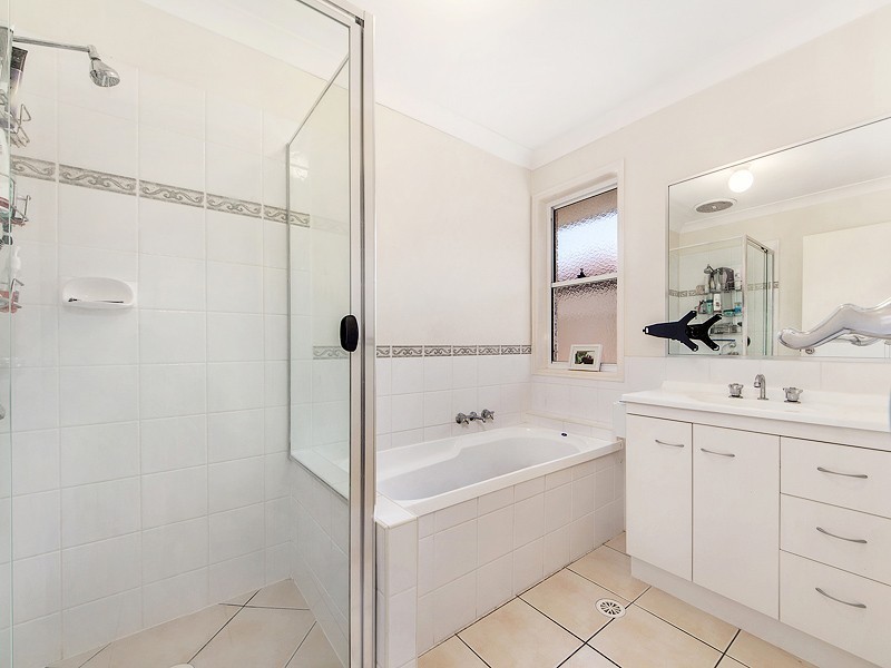 15 Amie Place, Raceview QLD 4305