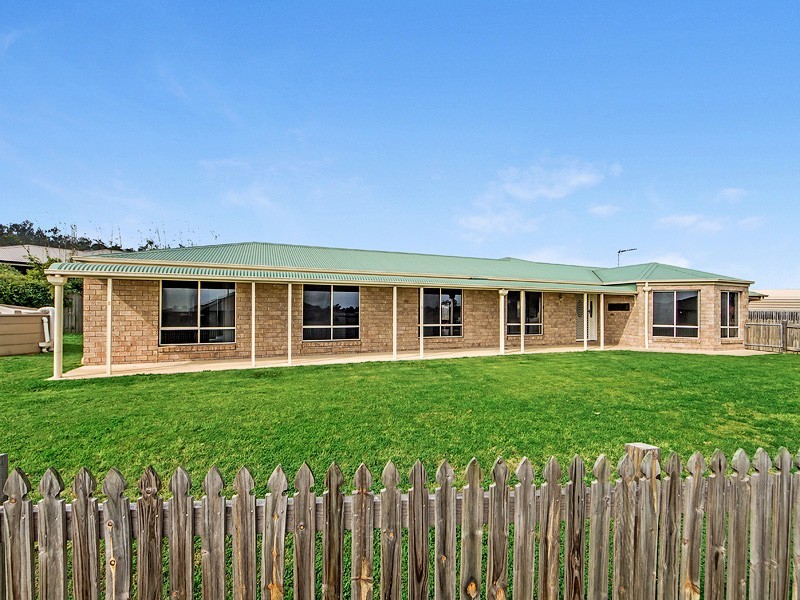 42 Titmarsh Circuit, Fernvale QLD 4306