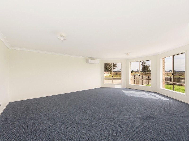 42 Titmarsh Circuit, Fernvale QLD 4306