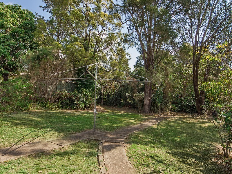 32 Pelican St, North Ipswich QLD 4305