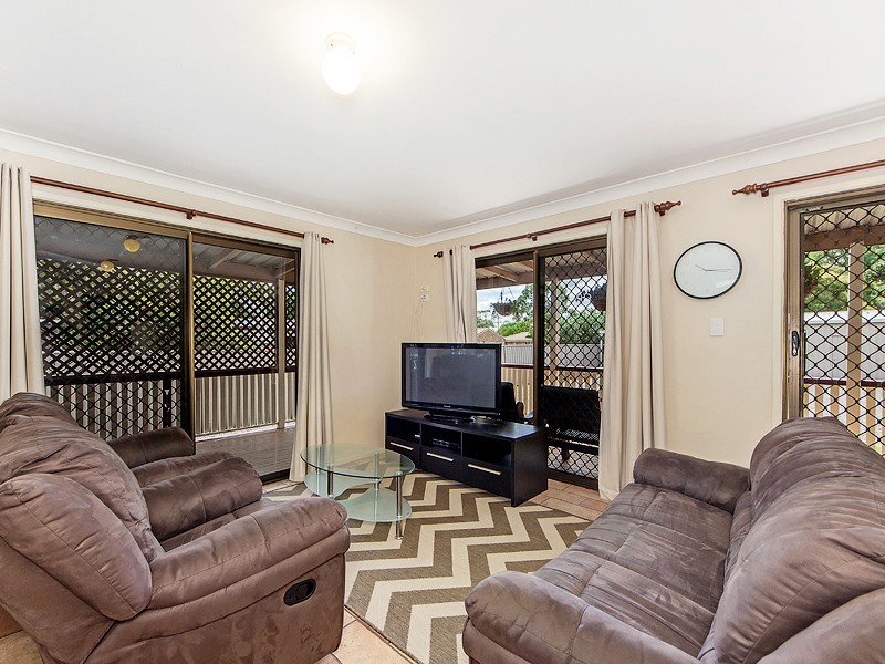 398 Haigslea-Amberley Rd, Walloon QLD 4306