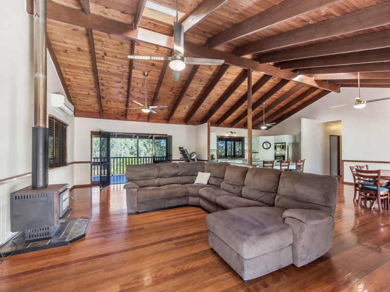 33 Park Rd, Grandchester QLD 4340