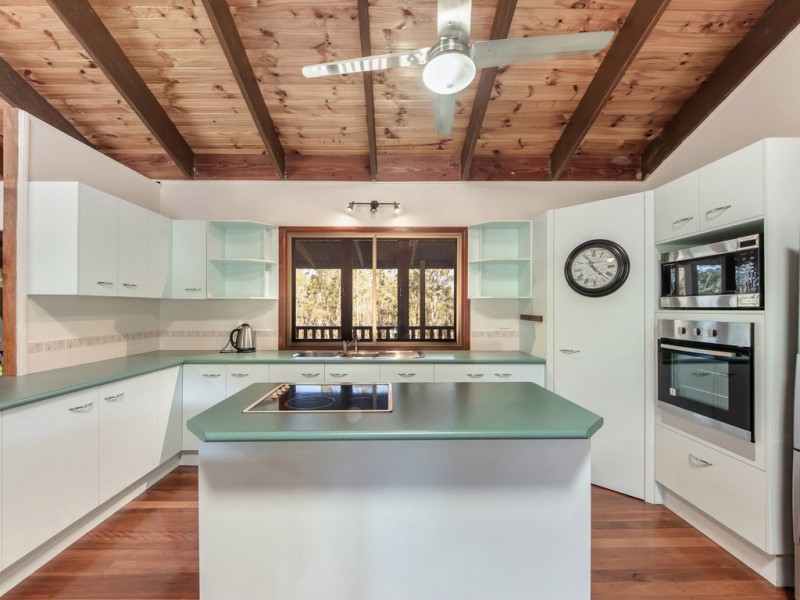 33 Park Rd, Grandchester QLD 4340