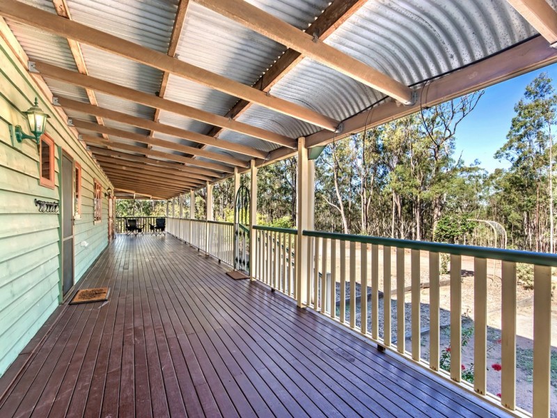 33 Park Rd, Grandchester QLD 4340