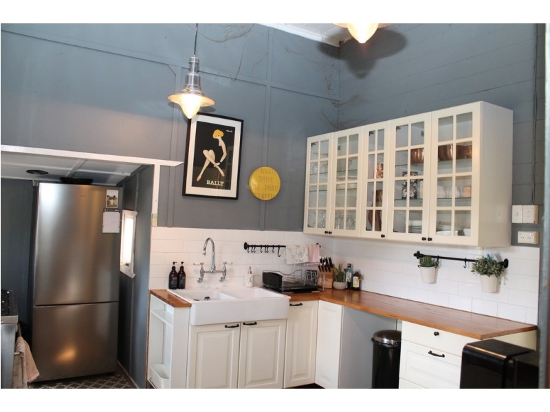 41 Edmond St, Marburg QLD 4346